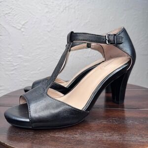 Giani Bernini Women's Sz 5.5 Claraa Black Leather T-strap Dress Sandals Heels